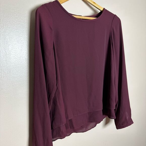 CLEARANCE! Burgundy WHBM L/S Tiered Blouse Size 2 EUC - Picture 3 of 7